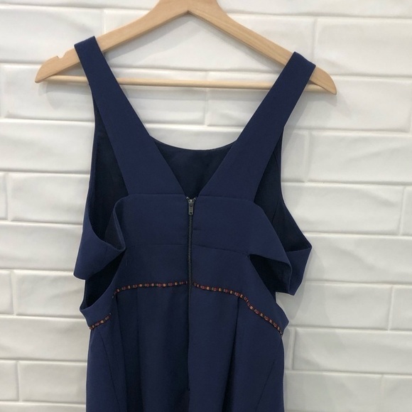 BCBGENERATION Side-Cut Embroidered-Trim Dress - Picture 10 of 10